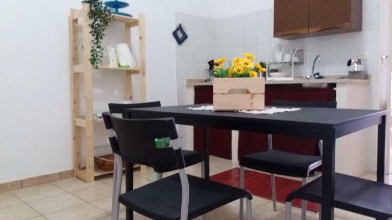 דירות אוסטוני Casa Dolce Casa מראה חיצוני תמונה